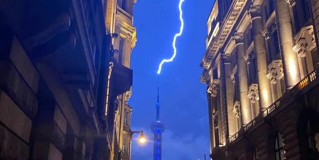 亚新注册防雷解析上海东方明珠“接闪”